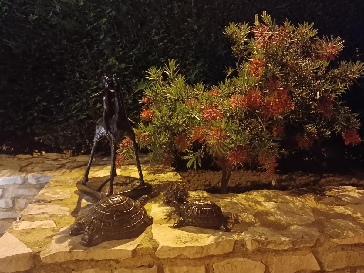 Lou Bagnou Mi-Clos Bagnols-sur-Cèze Zewnętrze zdjęcie